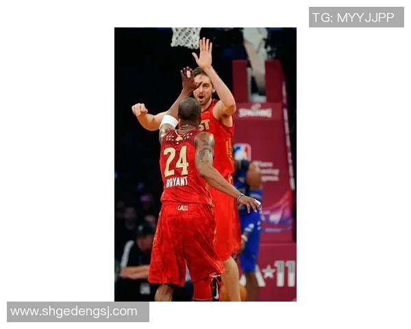 西安全明星足球赛直播盛况回顾与精彩瞬间分享